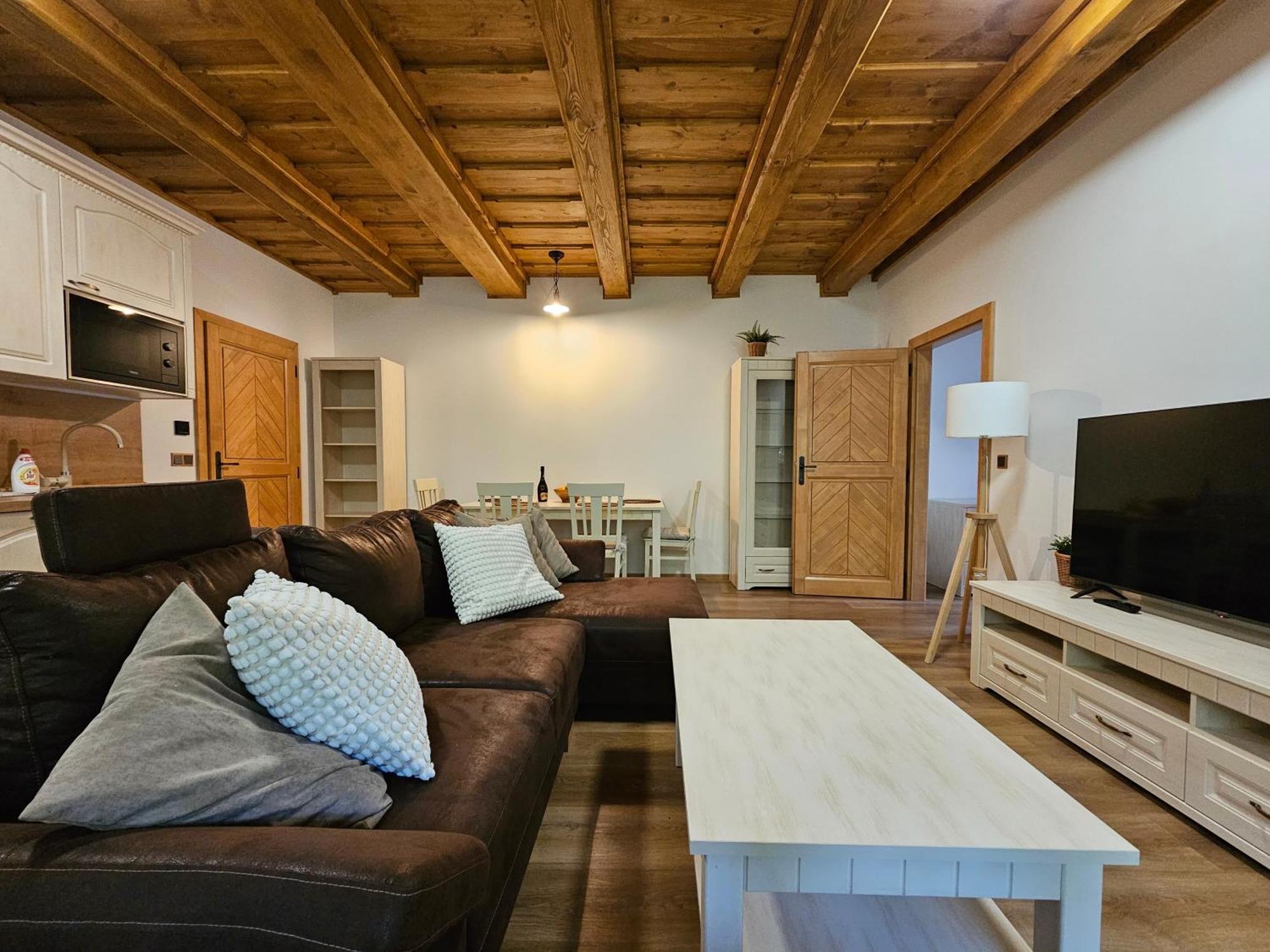 Apartmany Jezerne Velké Karlovice 객실 사진